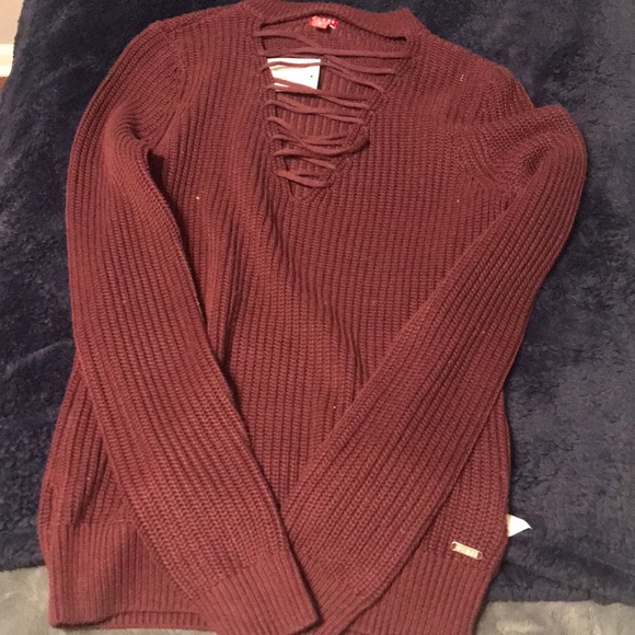 Guess Sweater - Picture 1 of 3